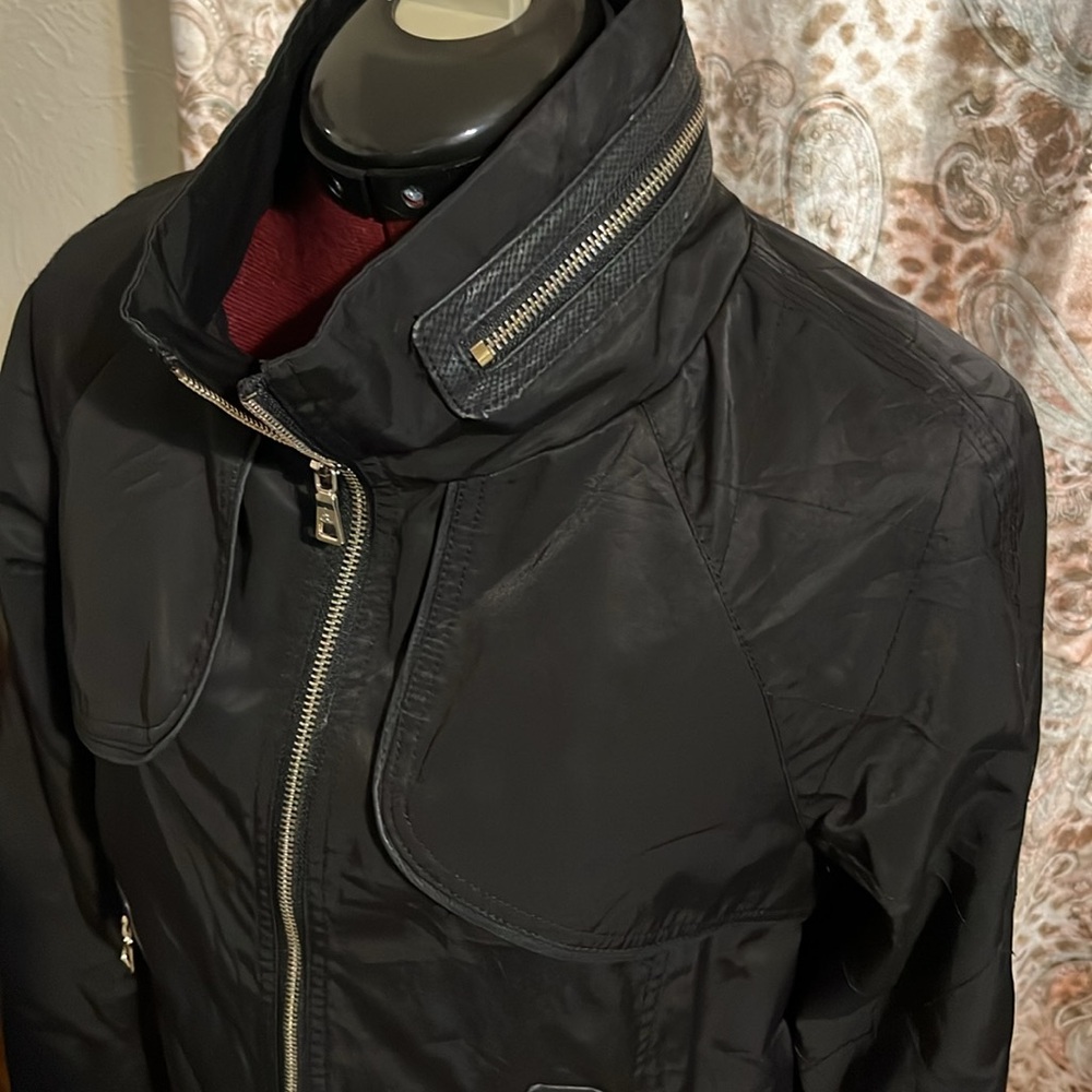 Jacket - Picture 3 of 6